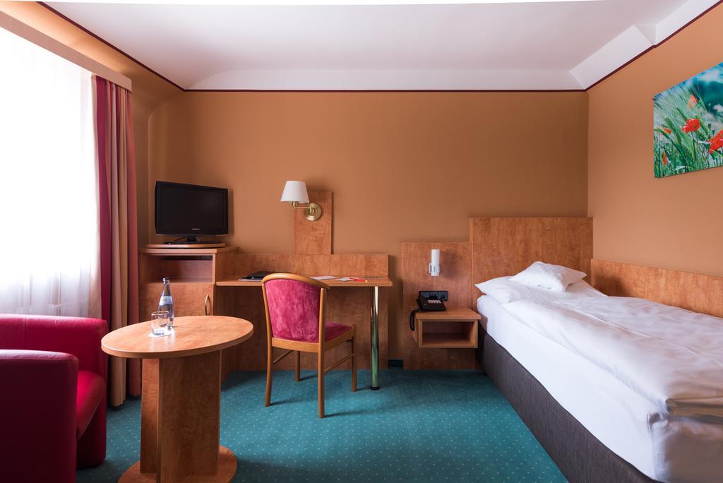 Buergerbraeu Hotell Uberlingen Exteriör bild