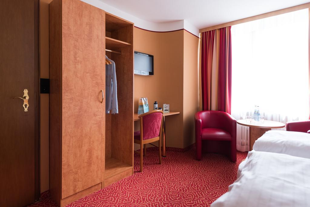 Buergerbraeu Hotell Uberlingen Exteriör bild