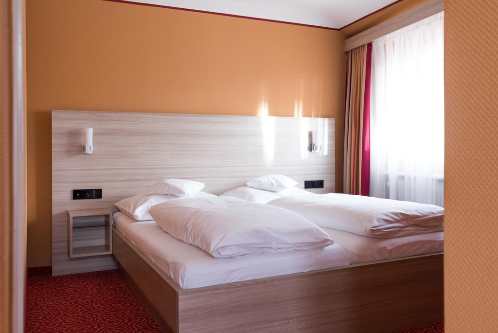 Buergerbraeu Hotell Uberlingen Exteriör bild